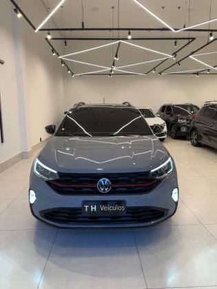 VOLKSWAGEN NIVUS 1.0 200 TSI TOTAL FLEX HIGHLINE AUTOMÁTICO